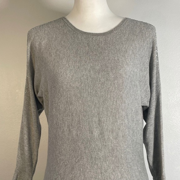 Loft Ash Gray Round Neck Clear Gemstone Cold Shoulder Long Sleeve Sweater XS - Picture 5 of 14